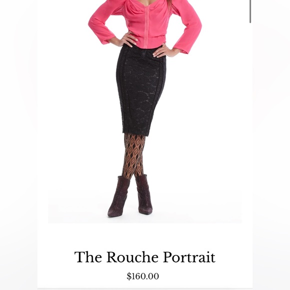 NWT In Earnest Rouche Portrait top - Picture 2 of 6